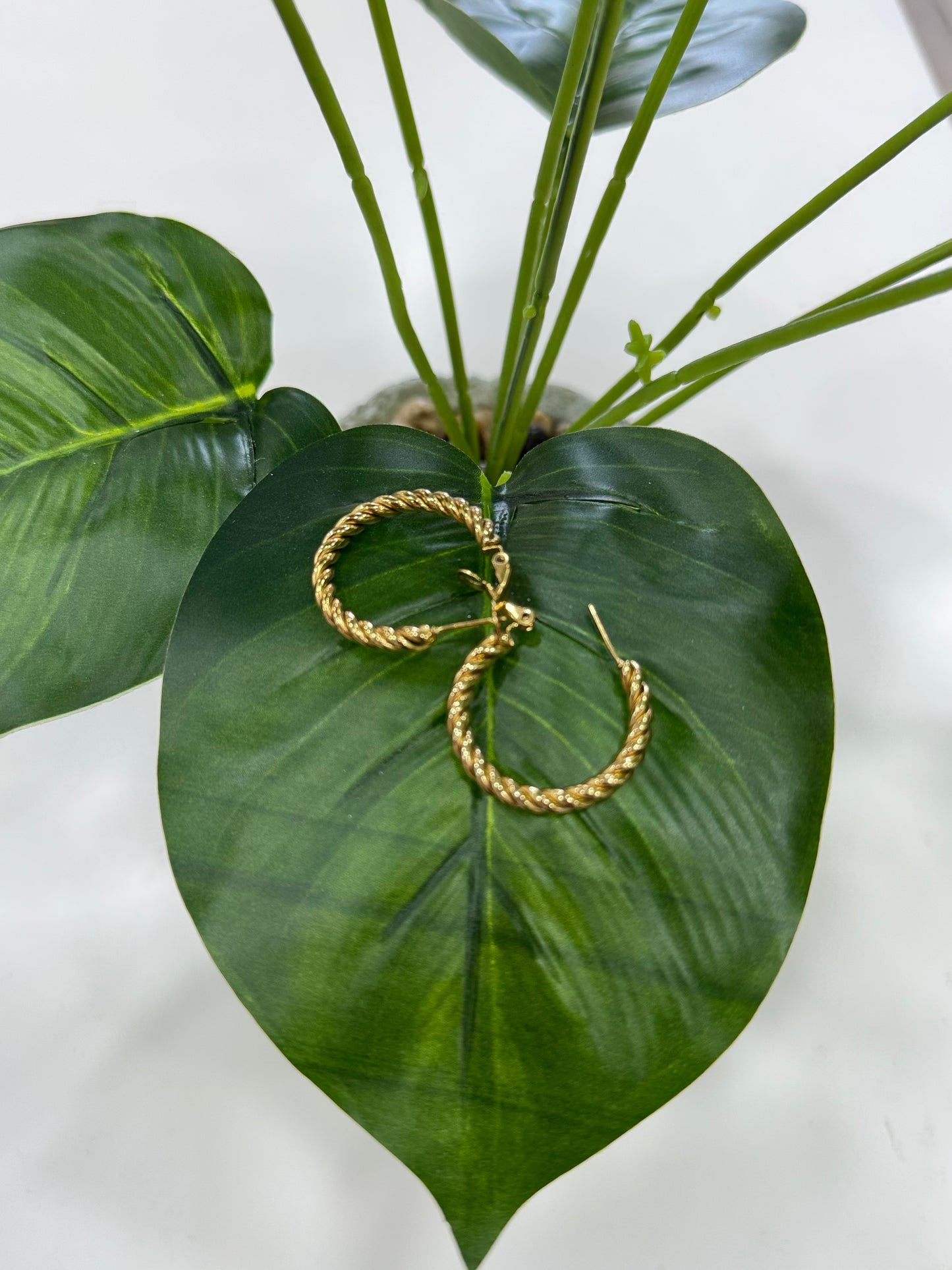 Aretes