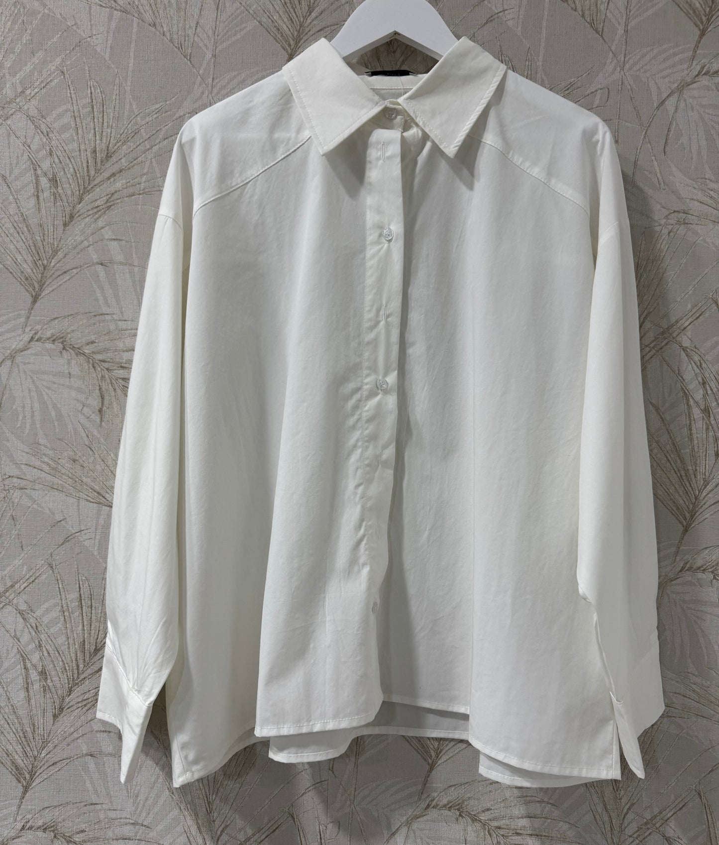 Camisa lisa básica