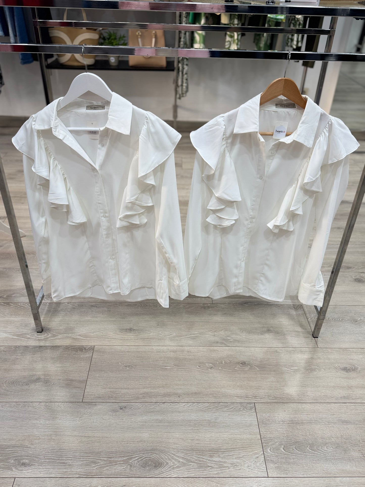 Blusas con Bordes
