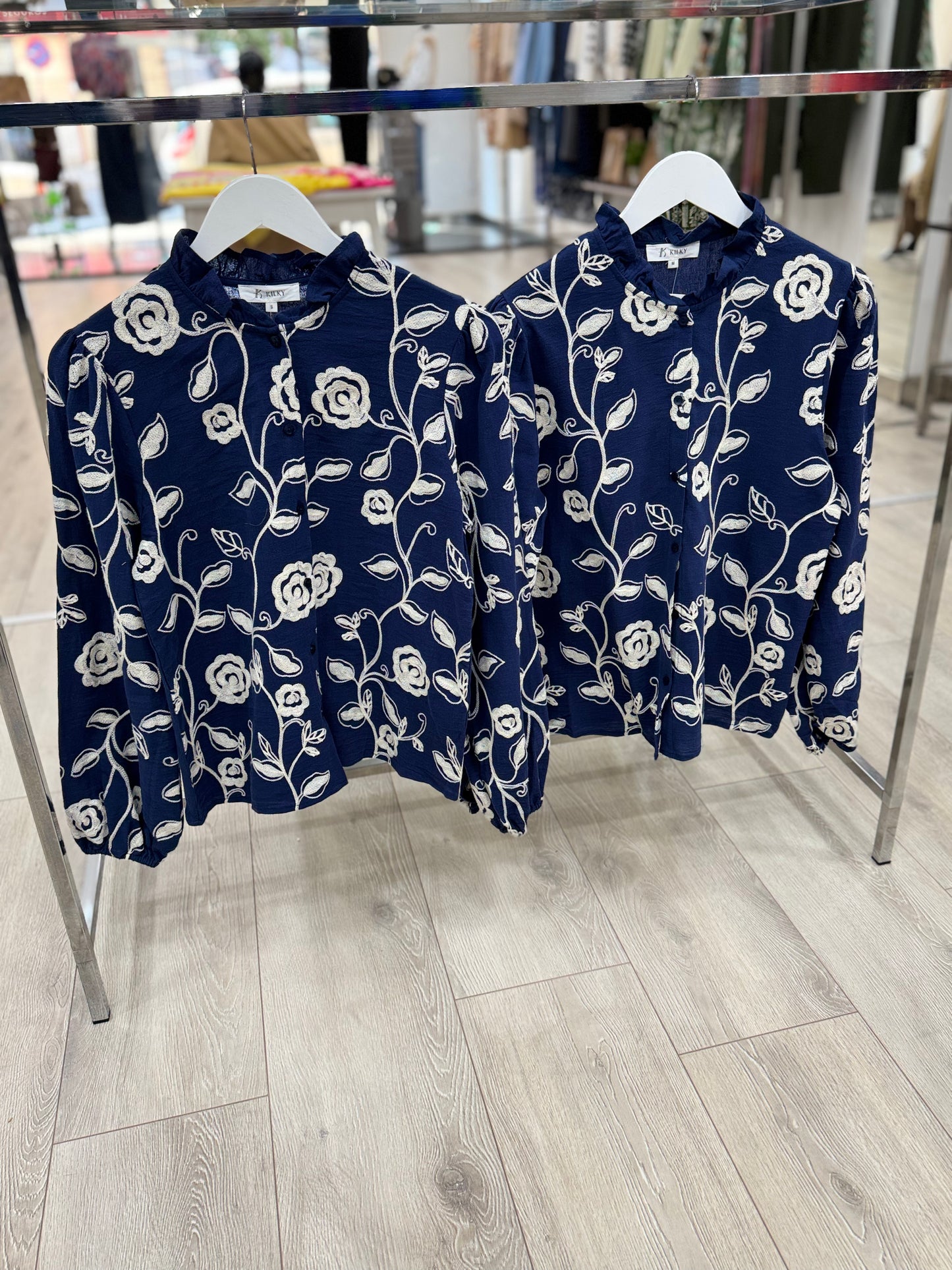 Blusa con Diseño Tejido