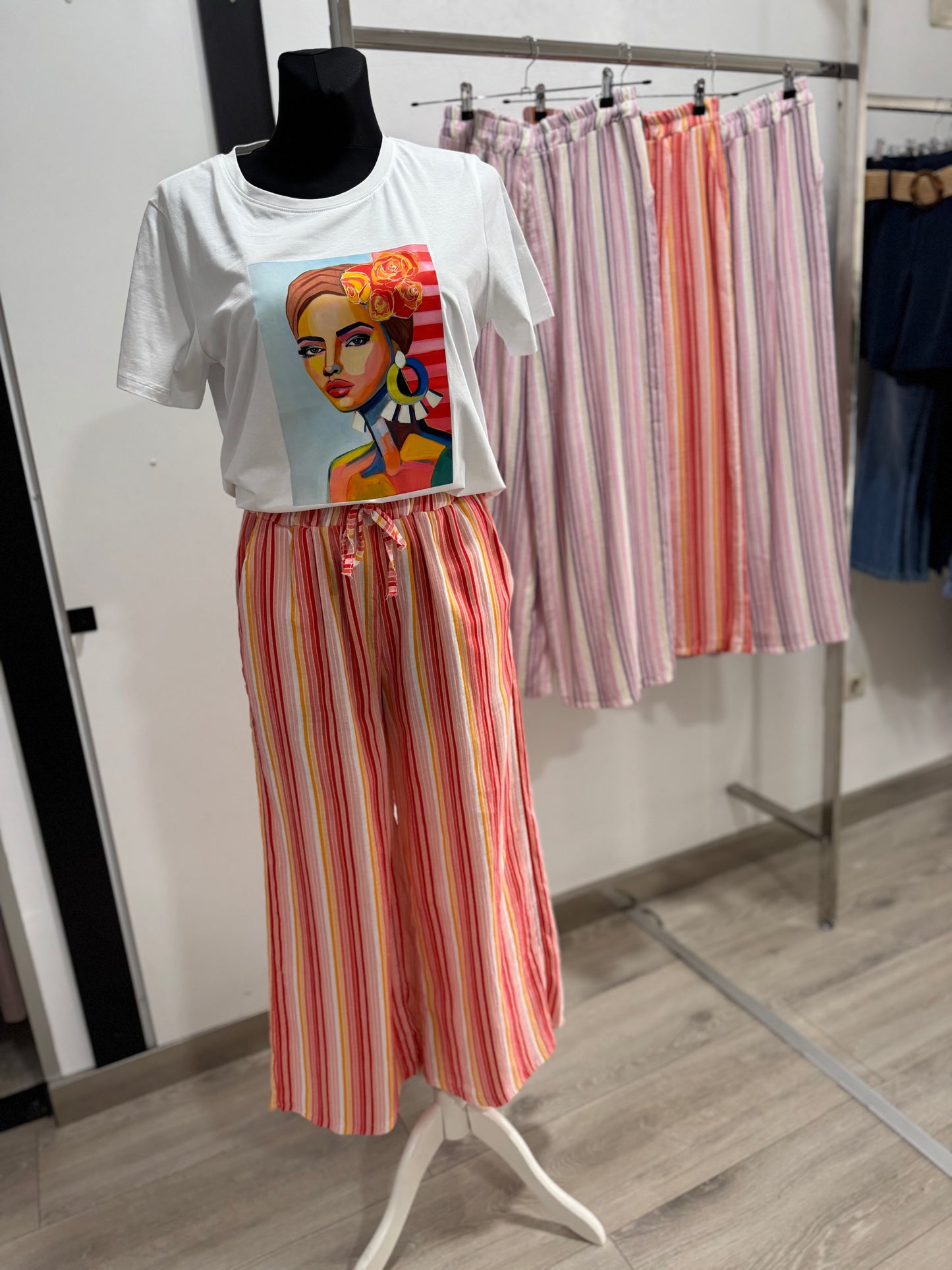 Pantalón de rayas de colores